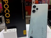 Poco F5 w ciele. (Źródło: JTG Electronicos)