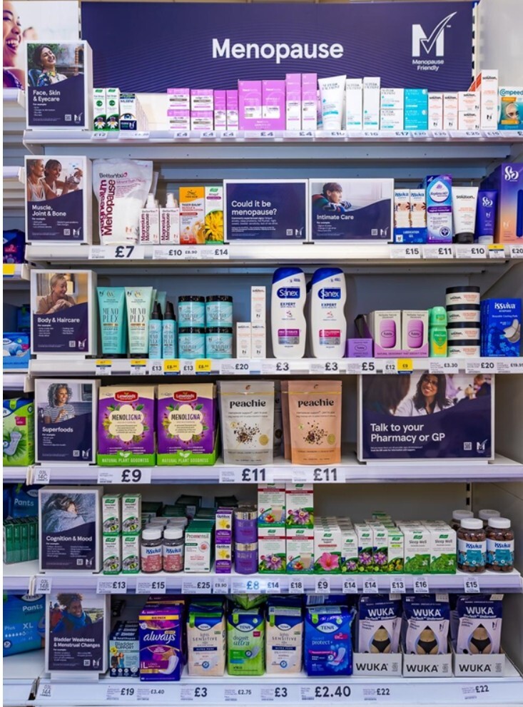Zatoka menopauzy w sklepie Tesco obejmuje produkty dostosowane do objawów i edukację zdrowotną połączoną z QR we współpracy z GenM (źródło zdjęcia: Tesco plc)