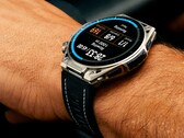 Amazfit Balance Ultra jest wykonany z tytanu i szafirowego kryształu.