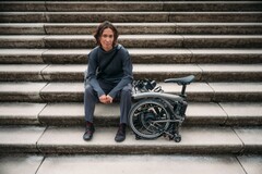 Brompton Electric T Line ma składaną konstrukcję (źródło zdjęcia: Brompton)