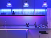 Gama oświetlenia U-tec Bright obejmuje dwie wielokolorowe żarówki z możliwością ściemniania. (Źródło obrazu: U-tec)