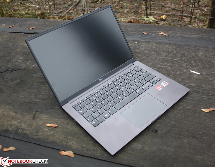 LG Ultra PC 14 (2022) - wygląda podobnie do grama 14 LG Ultra PC 14 (2022) - wygląda podobnie do grama 14