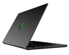 18-calowe laptopy szykują się do powrotu? (Źródło obrazu: Razer)