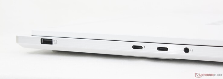 Po lewej: USB-A 3.2 Gen. 1, USB-C Thunderbolt 4 z DisplayPort 2.1 + Power Delivery (100 W), USB-C 3.2 Gen.2 z DisplayPort 2.1 + Power Delivery, zestaw słuchawkowy 3,5 mm