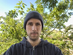 12-megapikselowy obraz z przedniej kamery