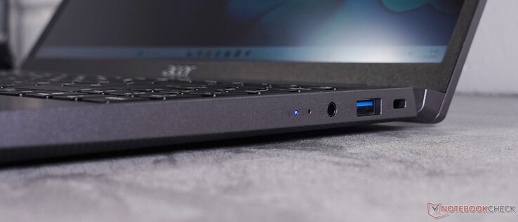 3.zestaw słuchawkowy 5 mm; USB-A 3.2 Gen 1; gniazdo blokady Kensington