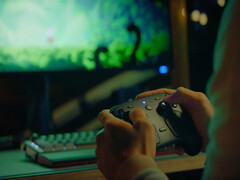 Kontroler Steam 2026 (lub Steam Controller 2), grający w Hollow Knight: Silksong.