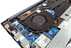Wentylatory VivoBook Pro 16 utrzymują poziom hałasu poniżej 40 dB(A) w profilu standardowym