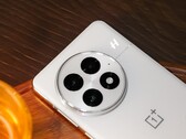OnePlus 13 (źródło zdjęcia: Zhou Jiahuiang)