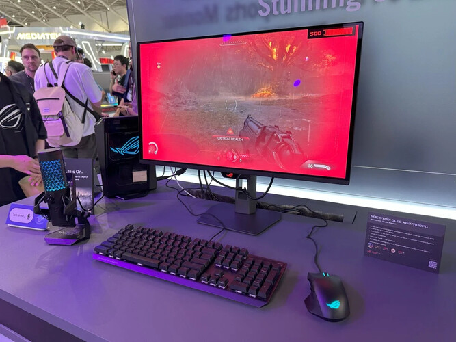 Asus ROG Strix OLED XG27AQDPG na targach Computex 2025 w Tajpej. (Źródło zdjęcia: TFTCentral)