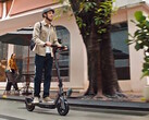 Hulajnoga elektryczna Segway Ninebot F3 jest wyposażona w funkcje bezpieczeństwa i nawigacji. (Źródło zdjęcia: Segway)