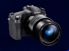 Po dziewięciu latach model Sony RX10 IV w końcu doczeka się następcy.