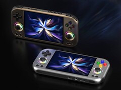 Anbernic RG477M jest dostępny w kolorze brązowym i srebrnym. (Źródło zdjęcia: Anbernic)