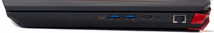 prawy bok: USB 3.1 Gen1 typu C, 2 USB 3.0, HDMI, LAN
