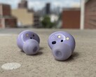 Galaxy Buds2 były znacznie tańsze od Galaxy Buds Pro. (Źródło: Mike Andronico/CNN)