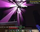 Zrzut ekranu przedstawiający użytkownika pokonującego Smoka Endera w grze Minecraft