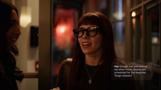 Pierwsza para inteligentnych okularów od Google będzie wykorzystywać mikrofony, kamery i głośniki, aby przejść bez ekranu. (Źródło obrazu: Google)