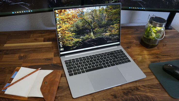 Ultrabook Schenker Vision 16 z wyświetlaczem 240 Hz