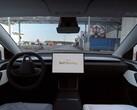 Tesla jadąca autonomicznie na parking w Giga Berlin (źródło zdjęcia: Tesla on X)