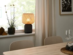 Lampa głośnikowa IKEA SYMFONISK z Wi-Fi ma nowy bambusowy klosz (Źródło obrazu: IKEA)