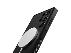 Model Galaxy S26 Ultra rzeczywiście może być wyposażony w funkcję bezprzewodowego ładowania o mocy 25 W. Na zdjęciu: Galaxy S25 Ultra z magnetycznym etui. (Źródło zdjęcia: Dbrand)