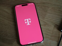 Logo T-Mobile (źródło obrazu: appshunter.io na Unsplash)