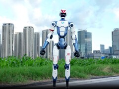 Unitree R1 będzie wkrótce dostępny na całym świecie za pośrednictwem AliAxpress.