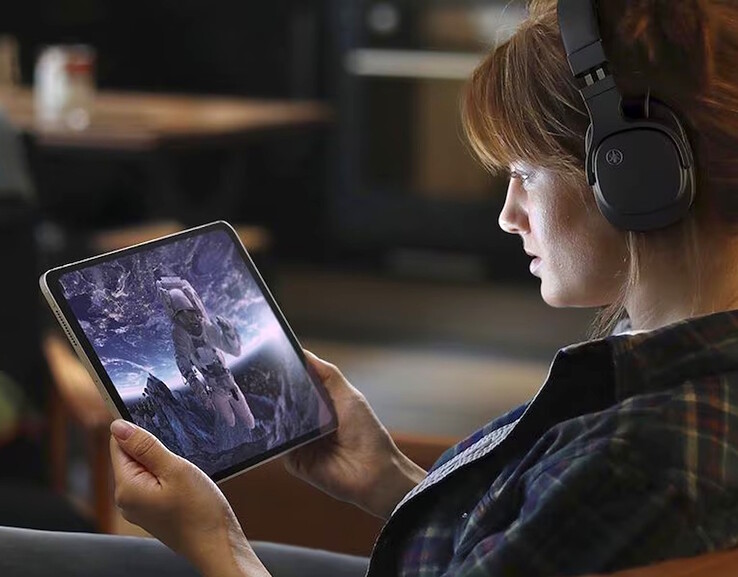 Słuchawki Yamaha YH-L500A obsługują połączenia przewodowe 3,5 mm i bezprzewodowe Bluetooth 5.4. (Źródło obrazu: Yamaha)