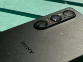 Wygląda na to, że Xperia 1 VI będzie sprzedawana ze względu na swoje możliwości zoomu. (Źródło obrazu: Trusted Reviews)