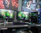 Konfiguracja komputera z dwoma monitorami (źródło obrazu: Ella Don via Unsplash)
