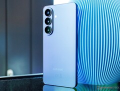 Samsung Galaxy S26 ma mieć dwóch kompaktowych następców.