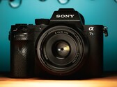 Firma Sony mogłaby znacznie rozszerzyć swoją ofertę obiektywów poprzez przejęcie.