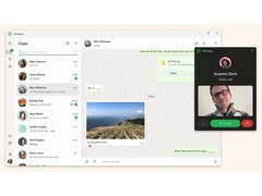 Obraz promocyjny WhatsApp na Windows 11 przedstawiający interfejs użytkownika czatu na beżowym tle. (Źródło obrazu: Microsoft Store)