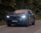 Elektryczny SUV BMW iX3 osiągnął imponujący zasięg 626 mil, a na zegarze pozostało jeszcze 12 mil. (Źródło zdjęcia: BMW Group via YouTube)