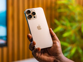 Apple może uratować poważną aktualizację aparatu dla iPhone'a 18 Pro i iPhone'a 18 Pro Max. (Źródło zdjęcia: Sayan Majhi - Unsplash)