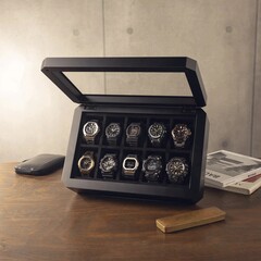 Gablota na zegarki G-Shock (źródło zdjęcia: Casio)