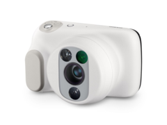 Casio DZ-C100 Colpocamera (na zdjęciu) rejestruje trzy rodzaje obrazów w wysokiej rozdzielczości - normalny, z zielonym filtrem i spolaryzowany. (Źródło zdjęcia: Casio)