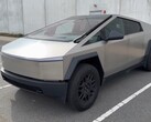 Tesla początkowo zaprezentowała Cybertruck w listopadzie 2019 roku. (Źródło: Auto Focus na YouTube)