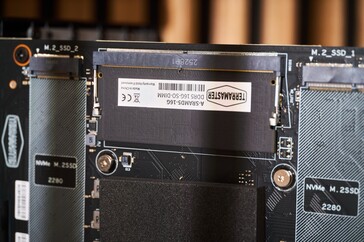 Pamięć RAM można wymienić.