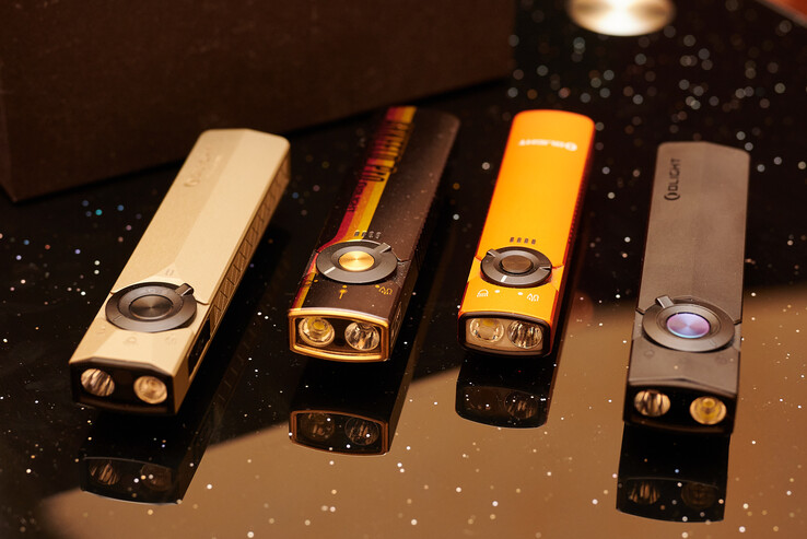 Arkpro Ultra, Arkfeld Pro, Arkfeld i Arkpro w porównaniu. (od lewej do prawej / Źródło obrazu: Andreas Sebayang/Notebookcheck.com)