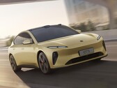 NIO ET5 to przystojny elektryczny sedan, który wydaje się napędzać sprzedaż dla marki. (Źródło obrazu: NIO)