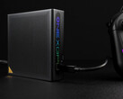 W Cyberpunk 2077, USB4 v2 miał około 25% przewagi nad swoim poprzednikiem. Na zdjęciu: OneXGPU Lite eGPU. (Źródło zdjęcia: ETA Prime)