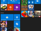 Menu Start systemu Windows jest pełne nadmiaru, ale można go łatwo usunąć podczas nowej instalacji przy użyciu pliku nienadzorowanej konfiguracji systemu Windows (źródło obrazu: domsch1988 via Reddit)