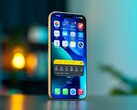 Oczekuje się, że następca przedstawionego tutaj iPhone'a 17 Pro będzie miał lepszy wyświetlacz.