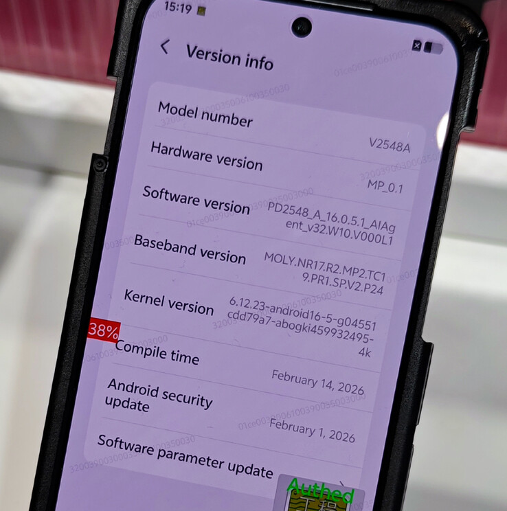 V2548A to spodziewany numer modelu Vivo X300 Max.