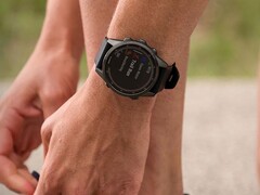 Garmin udostępnił wersję beta 21.05 dla smartwatcha Fenix 7. (Źródło obrazu: Garmin)