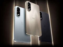 Następca OnePlus Ace 5 Ultra (na zdjęciu) ma mieć wyższą częstotliwość odświeżania i większą baterię.