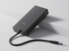 Urządzenie Xiaomi NAS UPS kosztuje w Chinach około 51 dolarów. Na zdjęciu: zdjęcie promocyjne zasilacza.