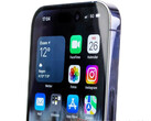 IPhone 15 Pro będzie wyglądał inaczej niż obecny model, na zdjęciu, choć nie radykalnie. (Źródło obrazu: Notebookcheck)