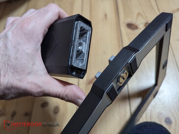 Połączyć stopę z podstawą